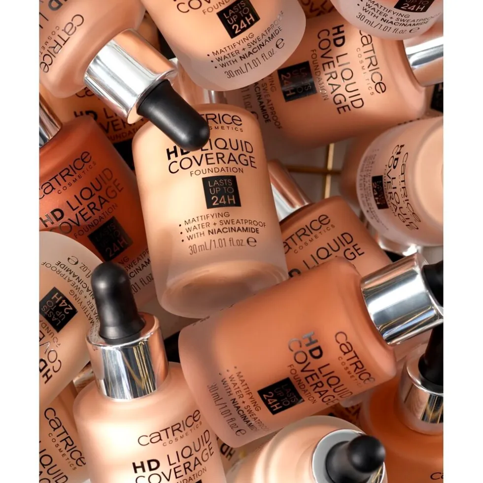 Catrice HD 030 Sand Beige Liquid Coverage Foundation