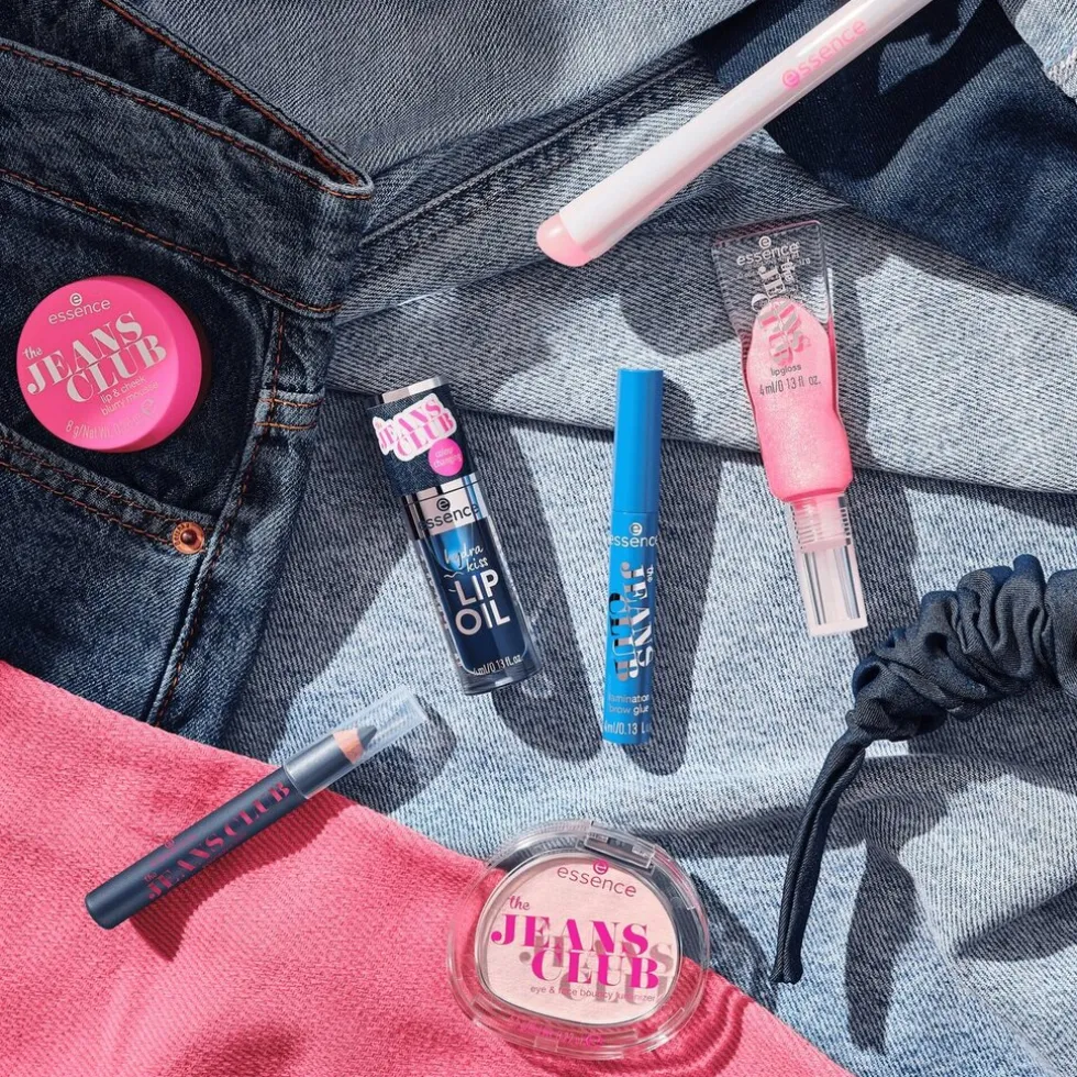 Essence The Jeans Club Lip & Cheek Blurry Mousse