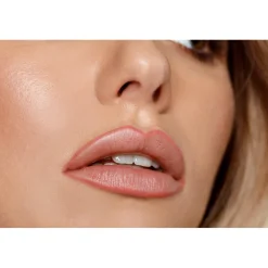 Kruidvat Show Off Colors 020 Lovely Bare Velvet Matte Lip Pencil