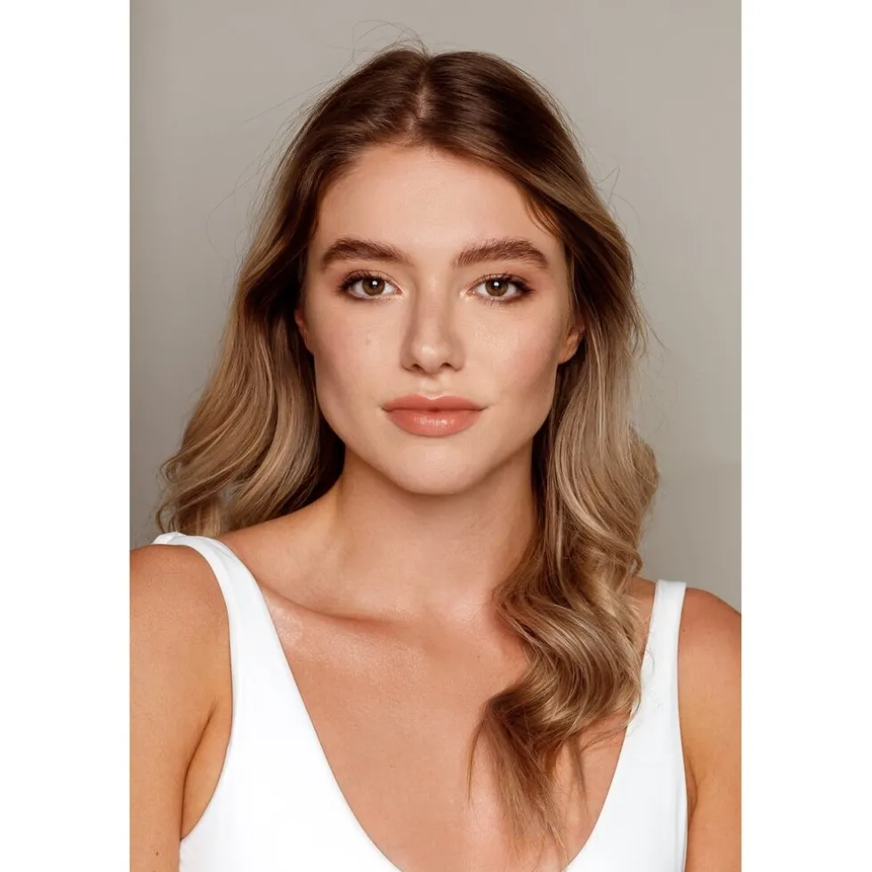 Kruidvat Stay With Me 060 C Deep Amber Radiant Matte Serum Foundation