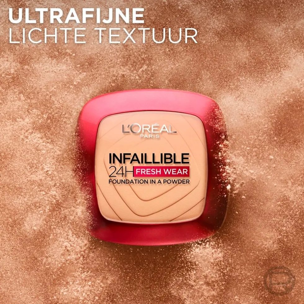 L'Oréal Paris Infaillible 24H Fresh Wear 220 Sand Foundation in a Powder