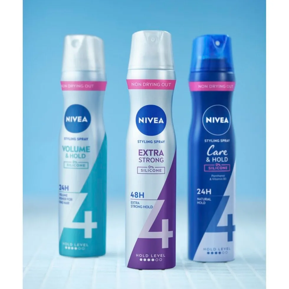NIVEA Hold 4 Extra Strong Styling Spray