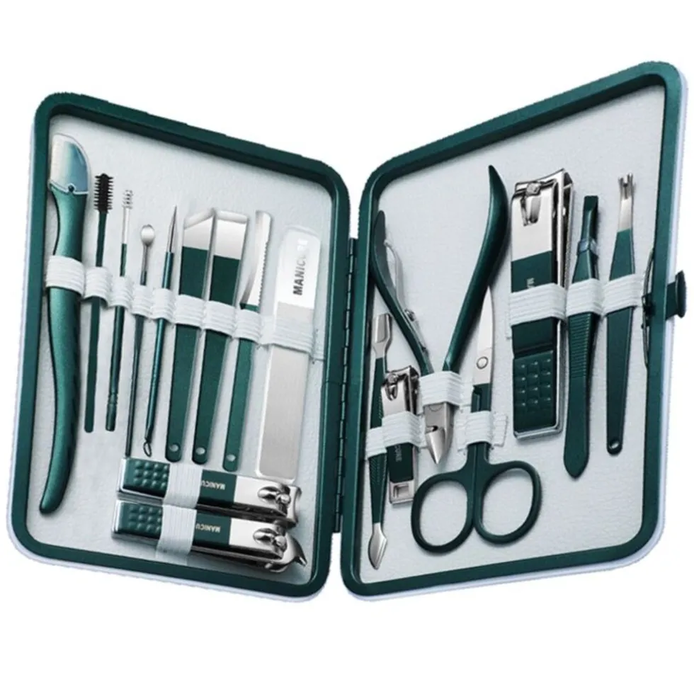 UNIQ 18‑in‑1 Manicure & Pedicure Set – Donkergroen Etui